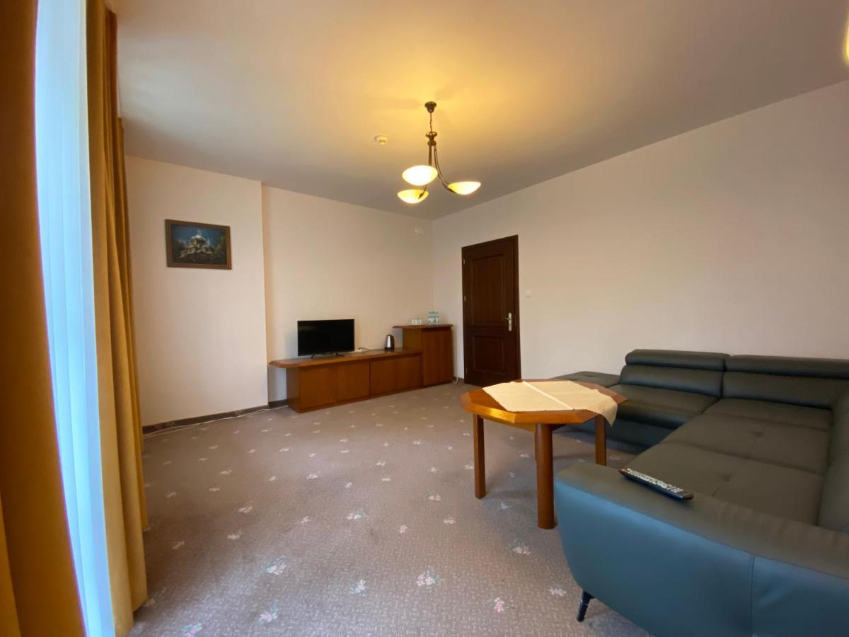 Hotel Grant Krynica Zdroj Εξωτερικό φωτογραφία