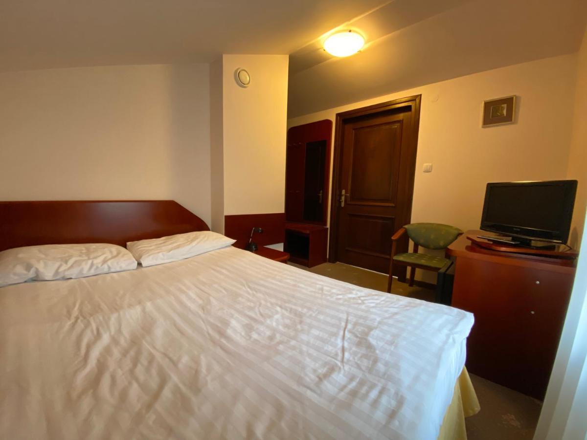 Hotel Grant Krynica Zdroj Εξωτερικό φωτογραφία