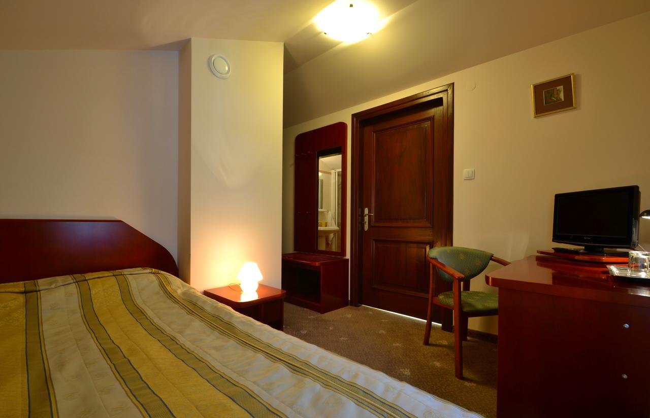 Hotel Grant Krynica Zdroj Εξωτερικό φωτογραφία